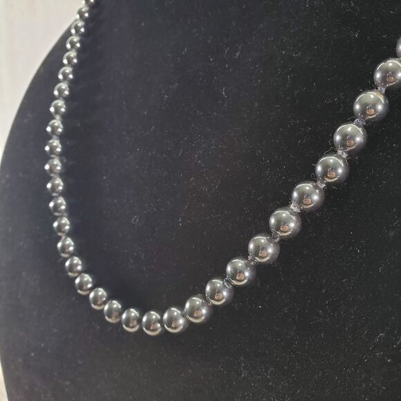 Vintage Lucoral Hematite Barrel Clasp 28" Grey Gunmetal Beaded Necklace - Picture 3 of 10